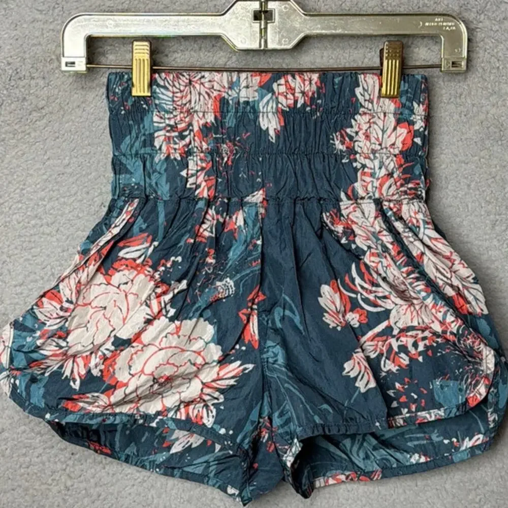 Free People Movement The Way Home Shorts Empire Jewel Floral Size S Athleisure - Picture 3 of 9